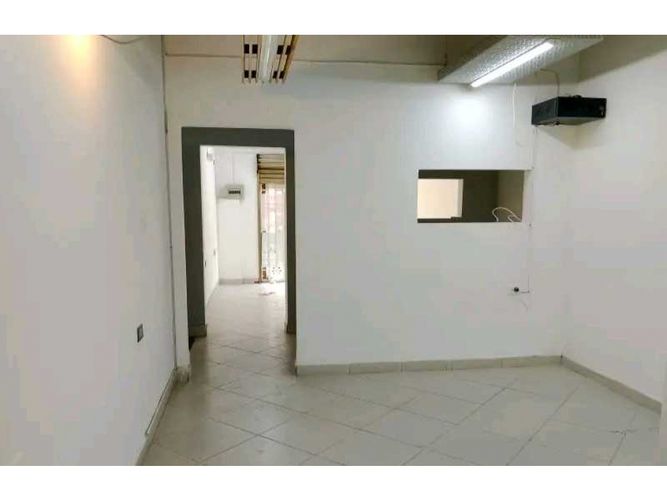 Local en arriendo en Conquistadores, Medellín, 85 m² · foto 9 de 12