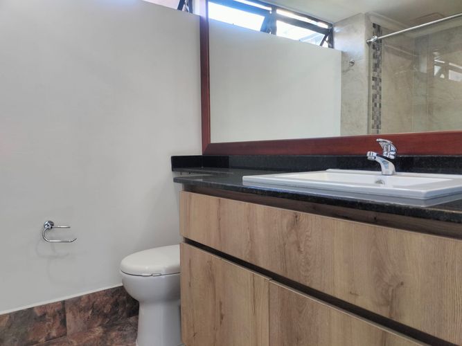Apartamento de 4 alcobas en arriendo en El Poblado, Medellín, 156 m² · foto 14 de 18