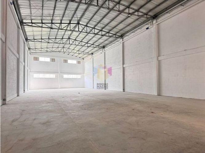 Bodega en arriendo en La Tablaza, La Estrella, 696 m² · foto 12 de 12