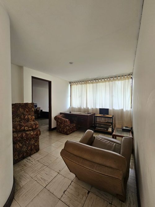 Casa de 6 alcobas en venta en El Gran Limonar, Cali, 272 m² · foto 15 de 19