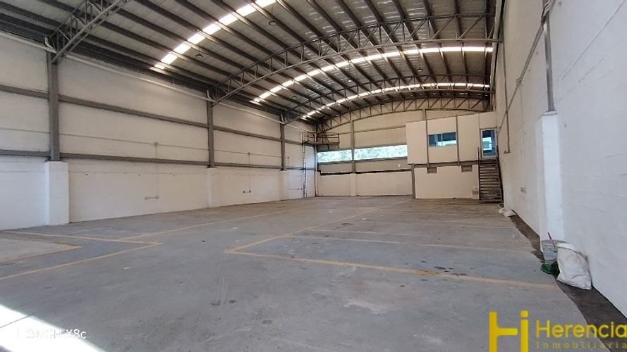 Bodega en arriendo en La Tablaza, La Estrella, 621 m² · foto 3 de 21