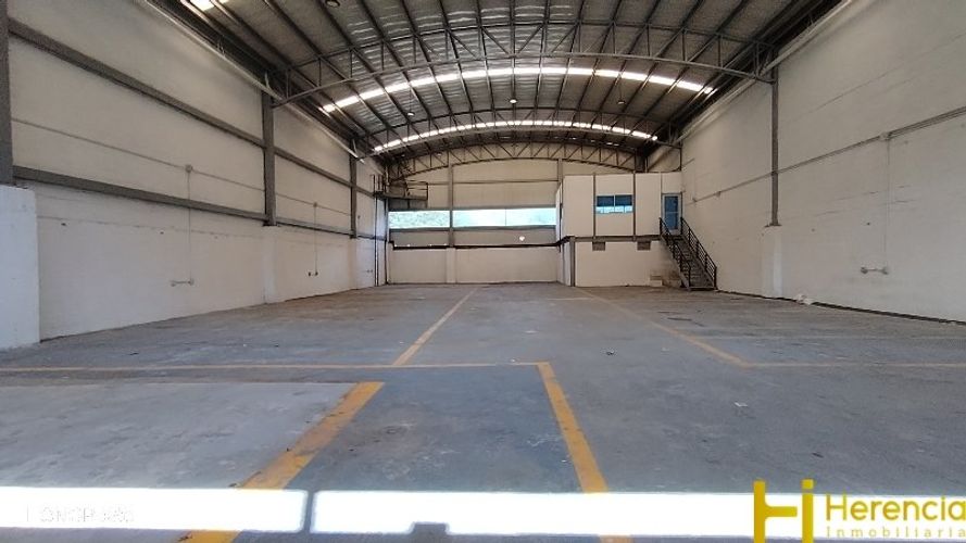 Bodega en arriendo en La Tablaza, La Estrella, 621 m² · foto 4 de 21