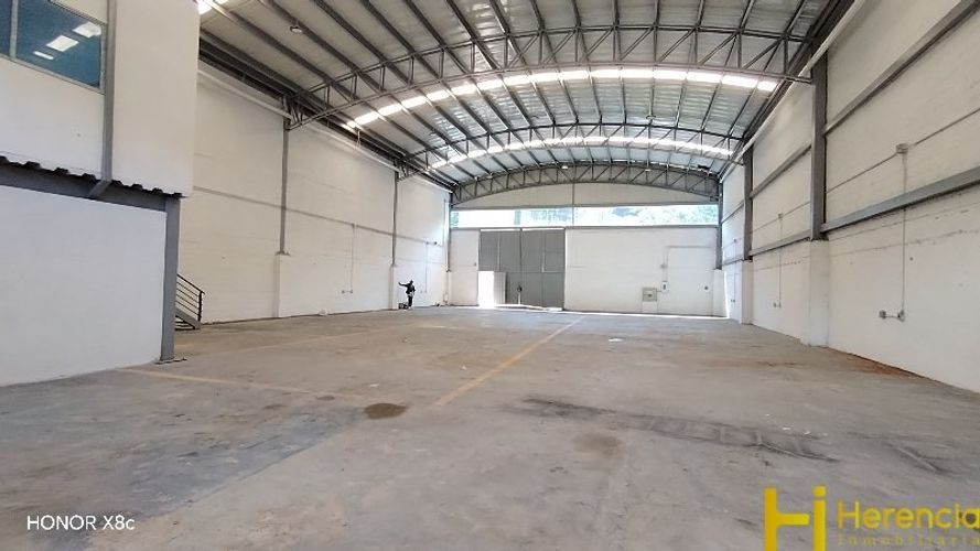 Bodega en arriendo en La Tablaza, La Estrella, 621 m² · foto 6 de 21