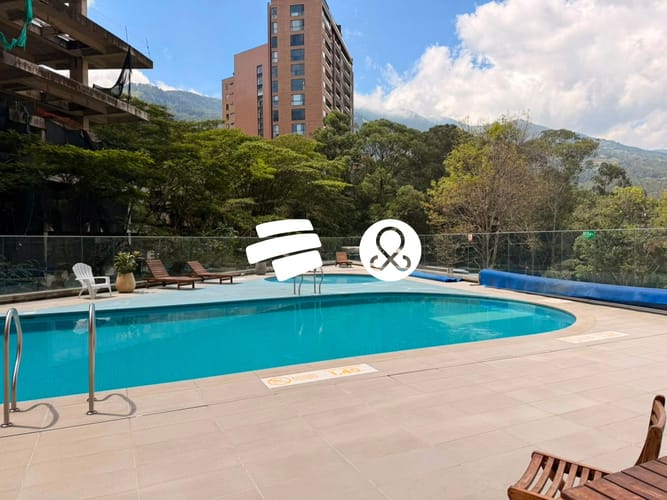 Apartamento de 3 alcobas en venta en El Poblado, Medellín, 81 m² · foto 17 de 18