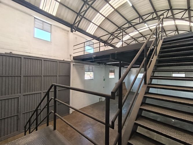 Bodega en arriendo en El Porvenir, Rionegro, 430 m² · foto 2 de 11