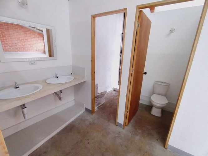 Bodega en arriendo en Calasanz, Medellín, 260 m² · foto 14 de 24