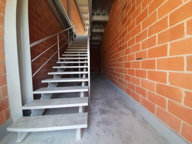 Bodega en arriendo en Calasanz, Medellín, 260 m² · foto 15 de 24