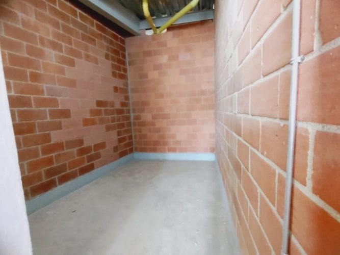 Bodega en arriendo en Calasanz, Medellín, 260 m² · foto 20 de 24