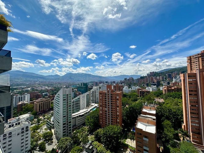 Apartamento de 2 alcobas en arriendo en El Poblado, Medellín, 107 m² · foto 21 de 21
