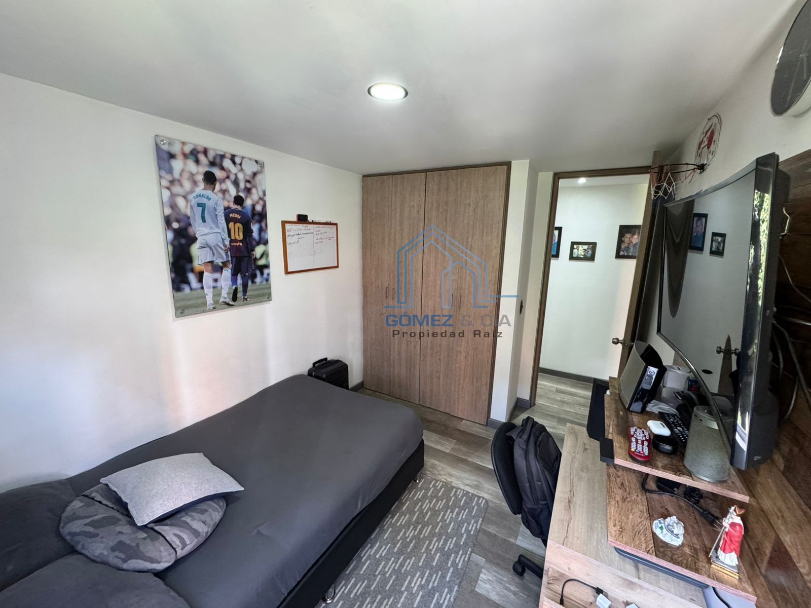 Apartamento en venta en Loma Del Esmeraldal, Envigado · foto 12 de 14