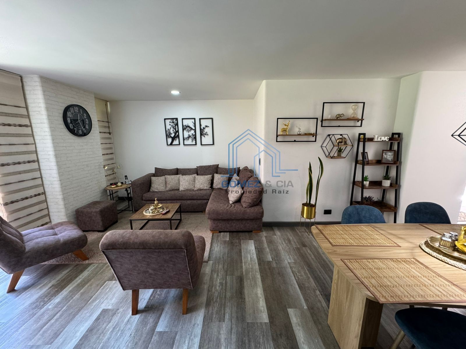Apartamento en venta en Loma Del Esmeraldal, Envigado · foto 3 de 14