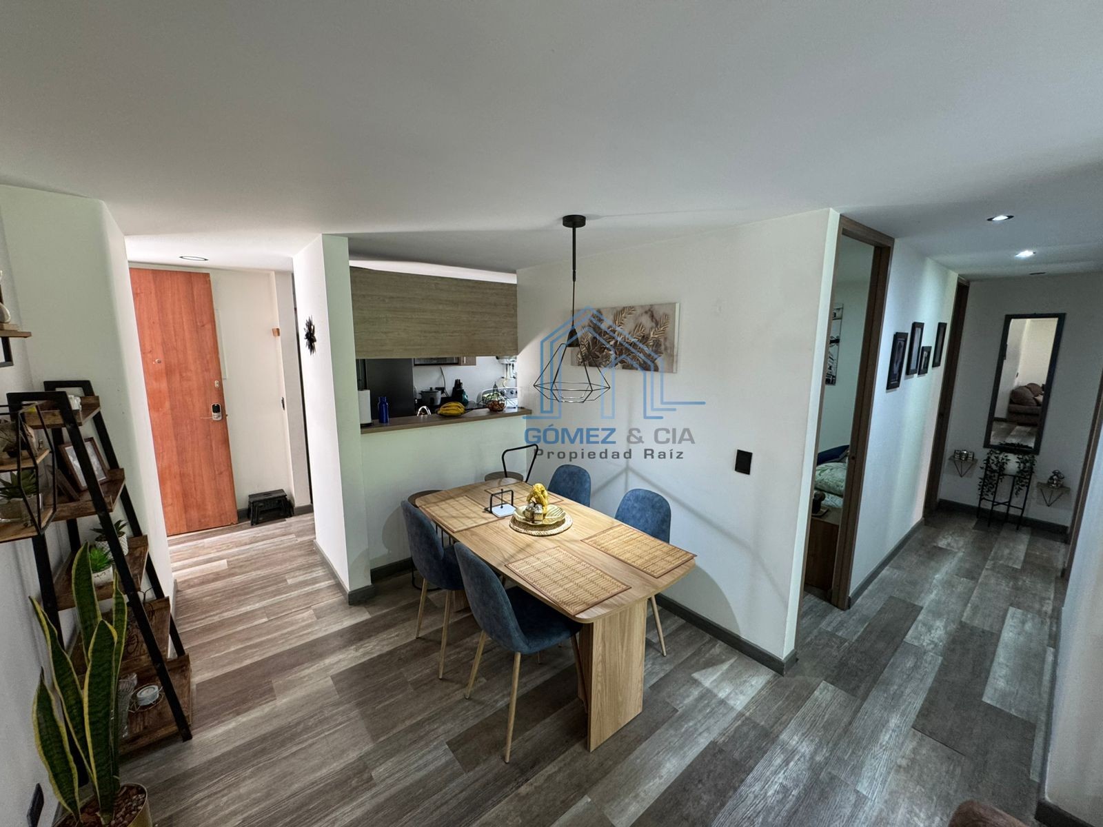 Apartamento en venta en Loma Del Esmeraldal, Envigado · foto 5 de 14