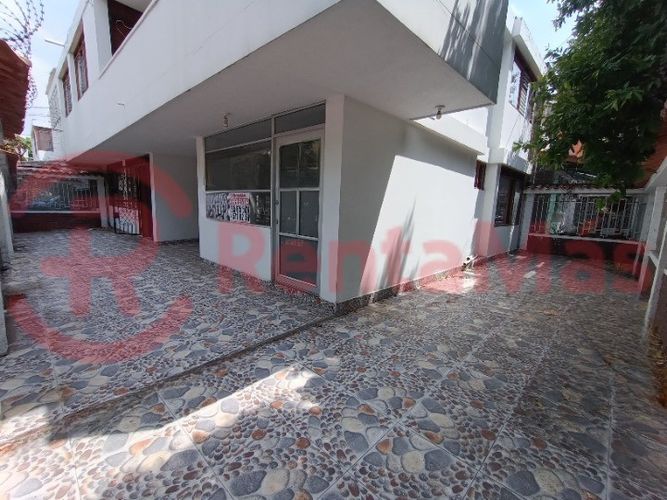 Casa en venta en Popular, Cúcuta · foto 3 de 24