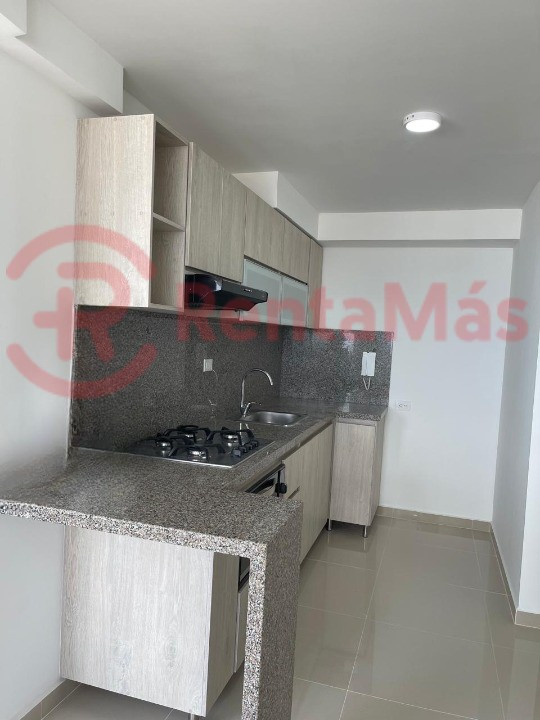 Apartamento en venta en La Riviera, Cúcuta · foto 3 de 17
