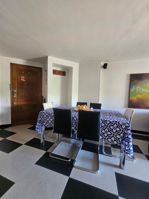 Apartamento de 3 alcobas en venta en Chico Norte, Bogotá, 100 m² · foto 5 de 24