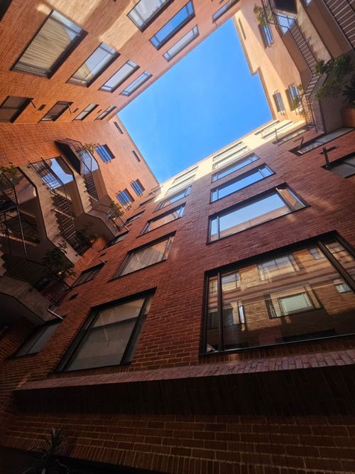 Apartamento de 3 alcobas en venta en Chico Norte, Bogotá, 100 m² · foto 19 de 24