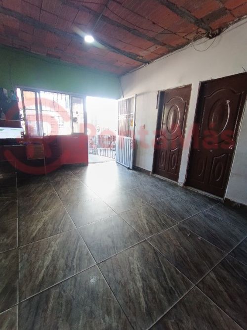 Casa de 10 alcobas en venta en Juana Paula, Los Patios, 11 m² · foto 6 de 6