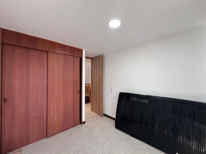 Apartamento de 3 alcobas en arriendo en San Lucas, Medellín, 75 m² · foto 10 de 18