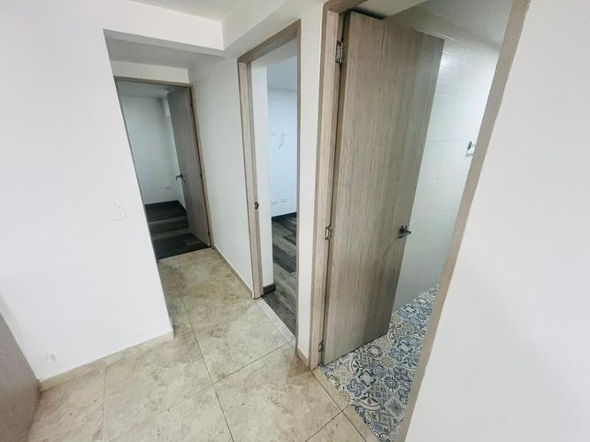 Apartamento de 2 alcobas en arriendo en La Gloria, Medellín, 70 m² · foto 9 de 19
