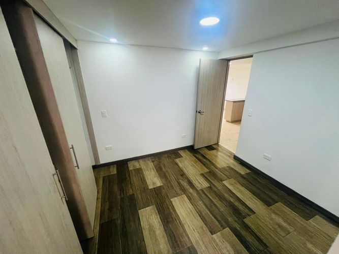 Apartamento de 2 alcobas en arriendo en La Gloria, Medellín, 70 m² · foto 15 de 19