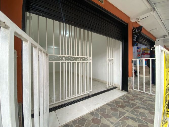 Local en arriendo en San Martin, Bello, 15 m² · foto 3 de 5