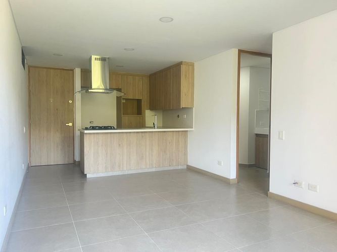 Apartamento de 2 alcobas en arriendo en El Poblado, Medellín, 68 m² · foto 2 de 15