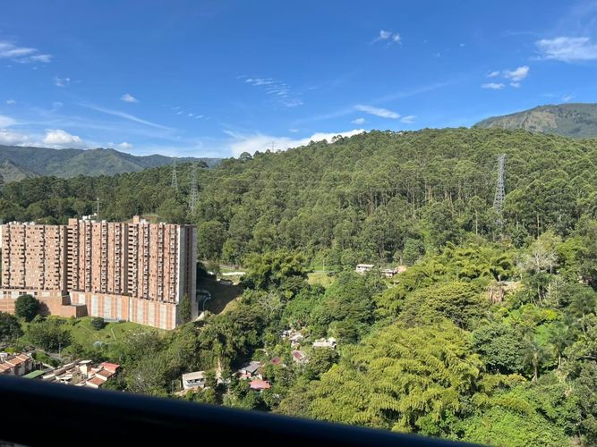 Apartamento de 2 alcobas en arriendo en El Poblado, Medellín, 68 m² · foto 14 de 15