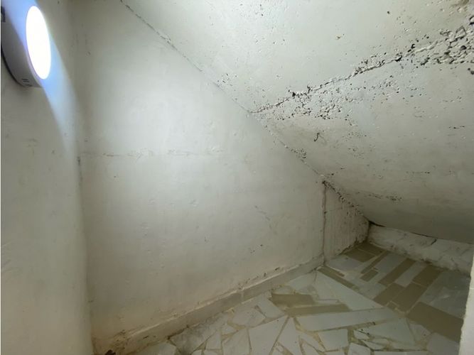 Local en arriendo en La Castellana, Medellín, 30 m² · foto 4 de 7