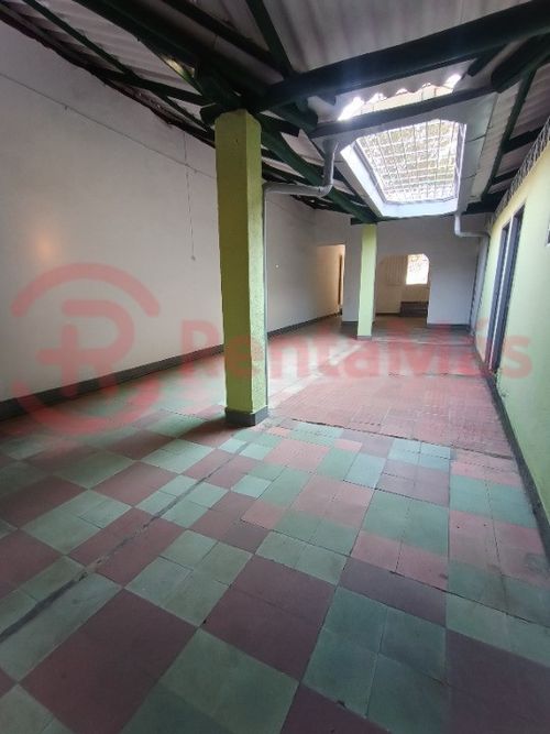 Casa de 6 alcobas en venta en Carora, Cúcuta, 315 m² · foto 12 de 19