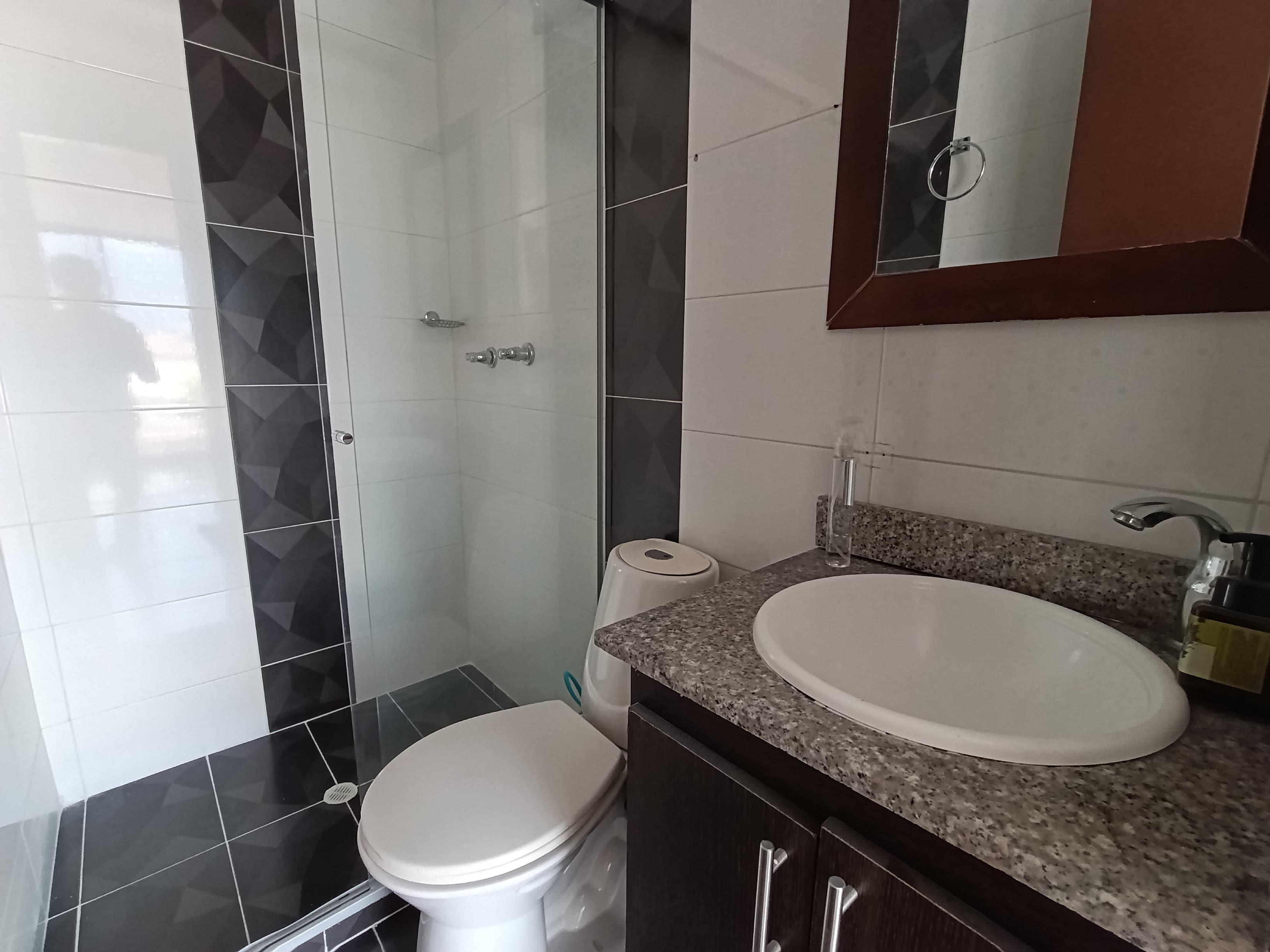 Apartamento en arriendo en Laureles, Medellín · foto 8 de 20