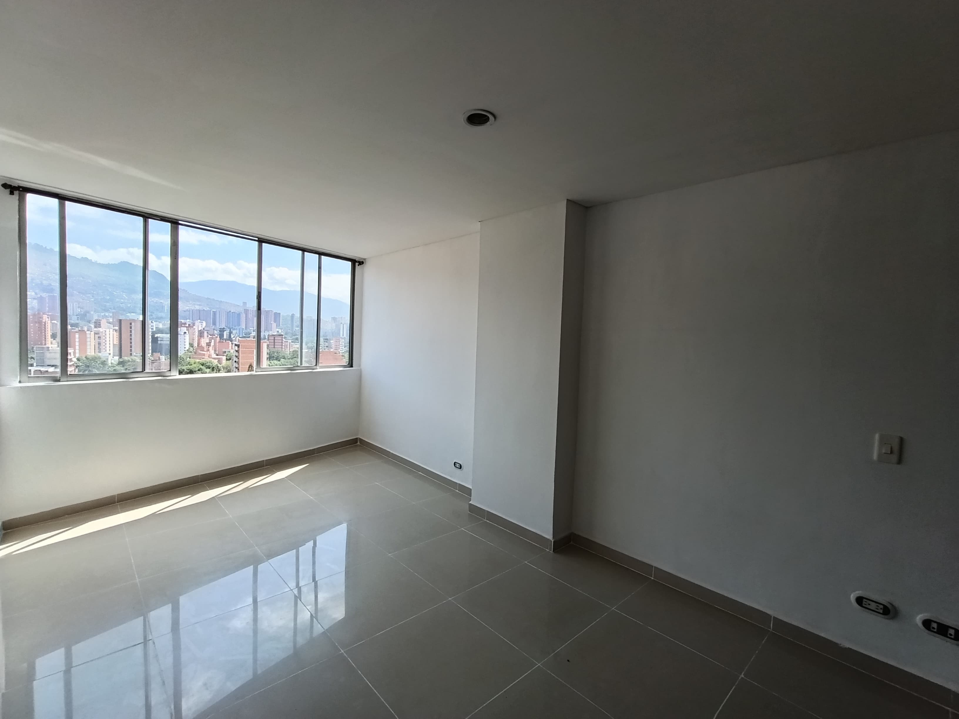 Apartamento en arriendo en Laureles, Medellín · foto 12 de 20