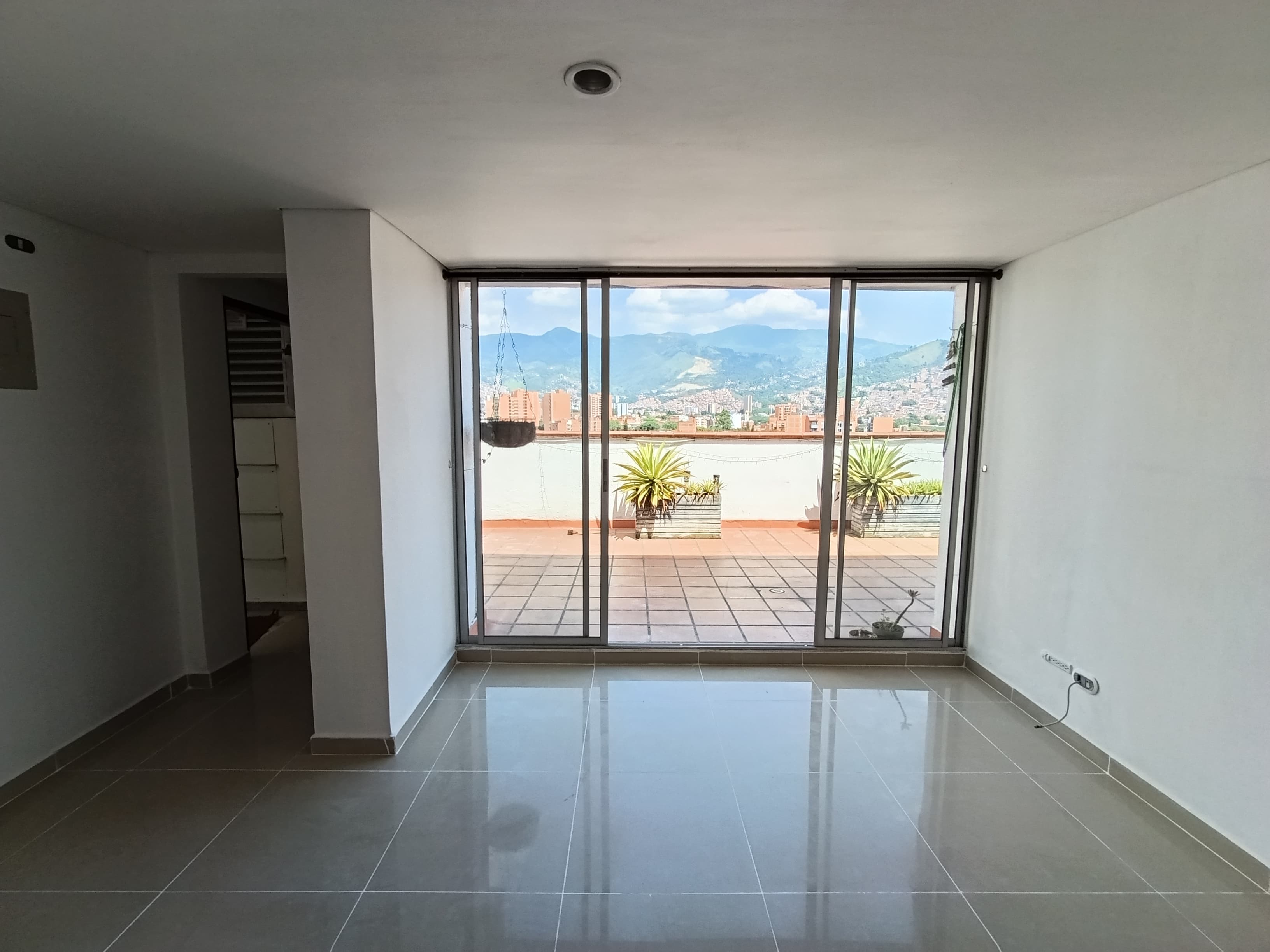 Apartamento en arriendo en Laureles, Medellín · foto 14 de 20