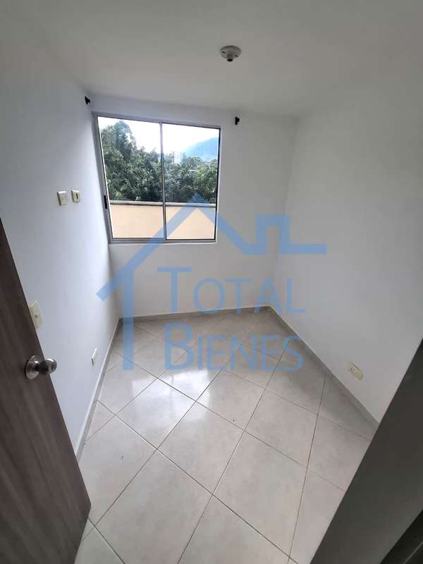 Apartamento en venta en San Gabriel, Medellín · foto 18 de 24