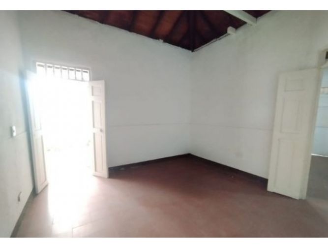 Local en arriendo en Los Naranjos, Itagüí, 200 m² · foto 8 de 10