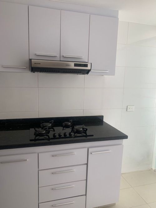 Apartamento de 2 alcobas en venta en Santa Barbara Central, Bogotá, 80 m² · foto 7 de 12