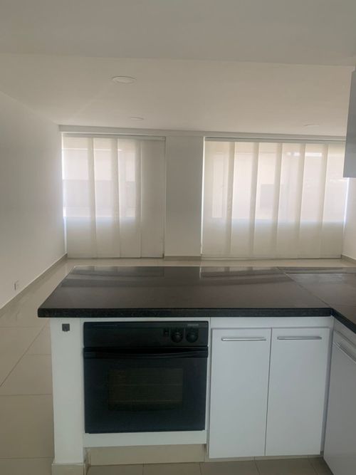 Apartamento de 2 alcobas en venta en Santa Barbara Central, Bogotá, 80 m² · foto 8 de 12