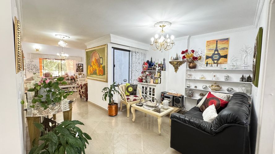 Apartamento de 4 alcobas en venta en Las Acacias, Medellín, 205 m² · foto 15 de 24