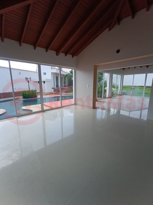 Casa de 3 alcobas en venta en Villa Antigua, Villa del Rosario, 290 m² · foto 10 de 20