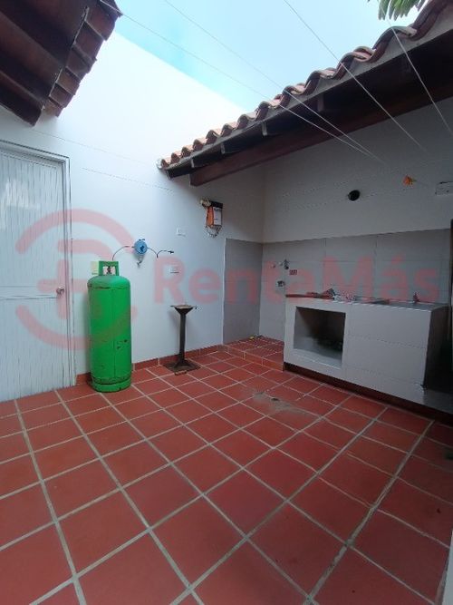 Casa de 3 alcobas en venta en Villa Antigua, Villa del Rosario, 290 m² · foto 13 de 20