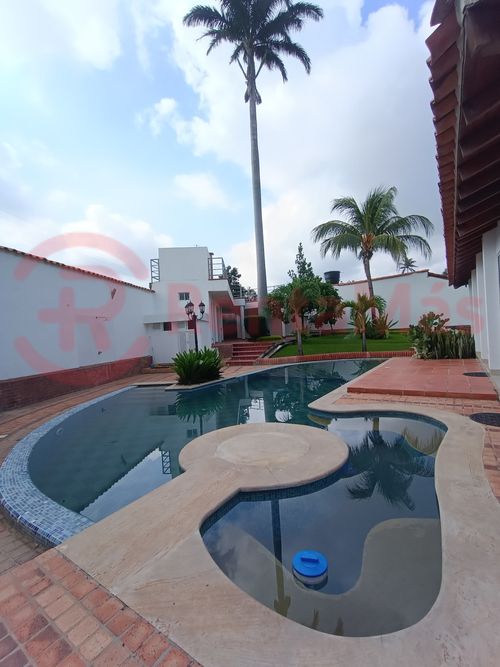 Casa de 3 alcobas en venta en Villa Antigua, Villa del Rosario, 290 m² · foto 14 de 20