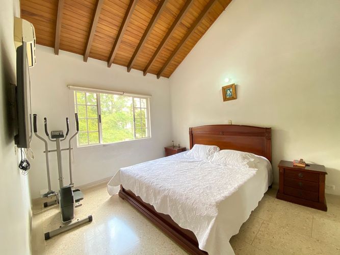 Casa de 5 alcobas en venta en Cañaveral, Floridablanca, 200 m² · foto 11 de 24