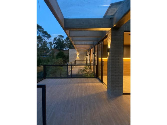 Casa de 4 alcobas en venta en Playa Rica-Rancheria, Rionegro, 710 m² · foto 9 de 21