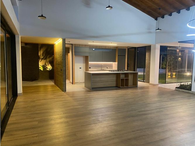 Casa de 4 alcobas en venta en Playa Rica-Rancheria, Rionegro, 710 m² · foto 18 de 21