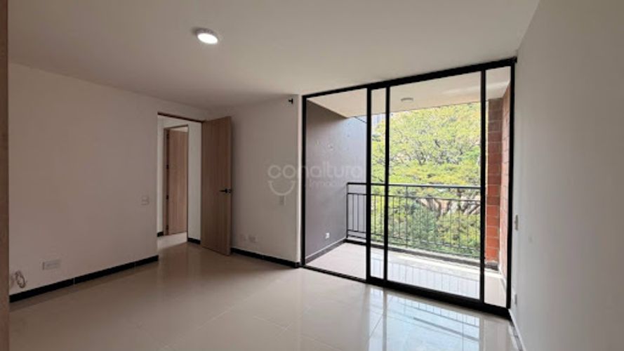 Apartamento de 3 alcobas en arriendo en Castropol, Medellín, 78 m² · foto 4 de 20