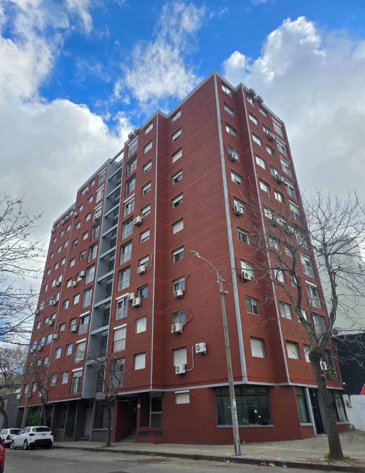 Alquiler apartamento de un dormitorio en la prestigiosa Av. Agraciada