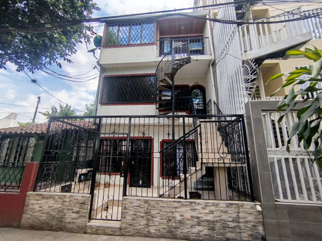 Apartamento en Arriendo en La rivera i, Cali en La Rivera I