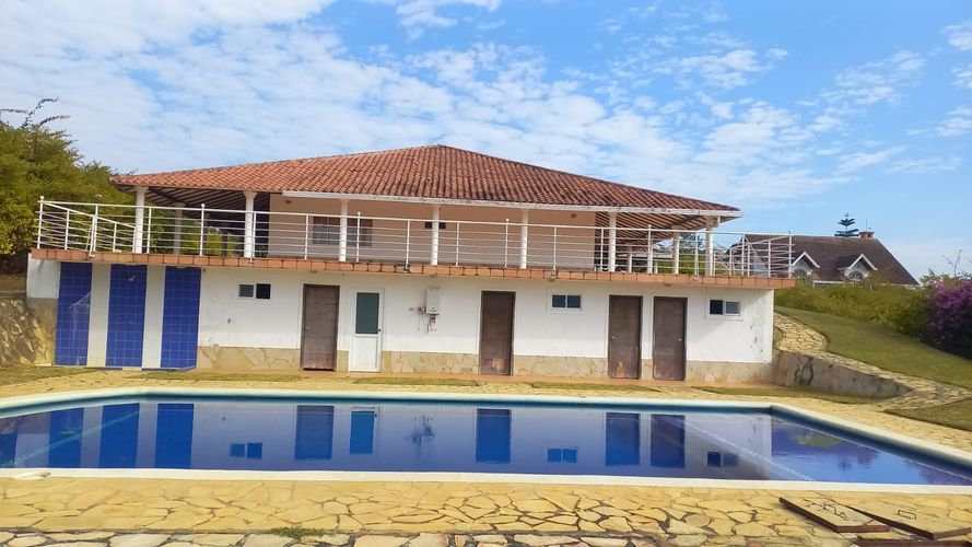 Casa de 4 alcobas en venta en Mesa De Los Santos, Piedecuesta · foto 5 de 24