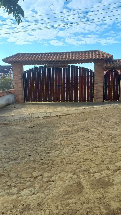 Casa de 4 alcobas en venta en Mesa De Los Santos, Piedecuesta · foto 2 de 24