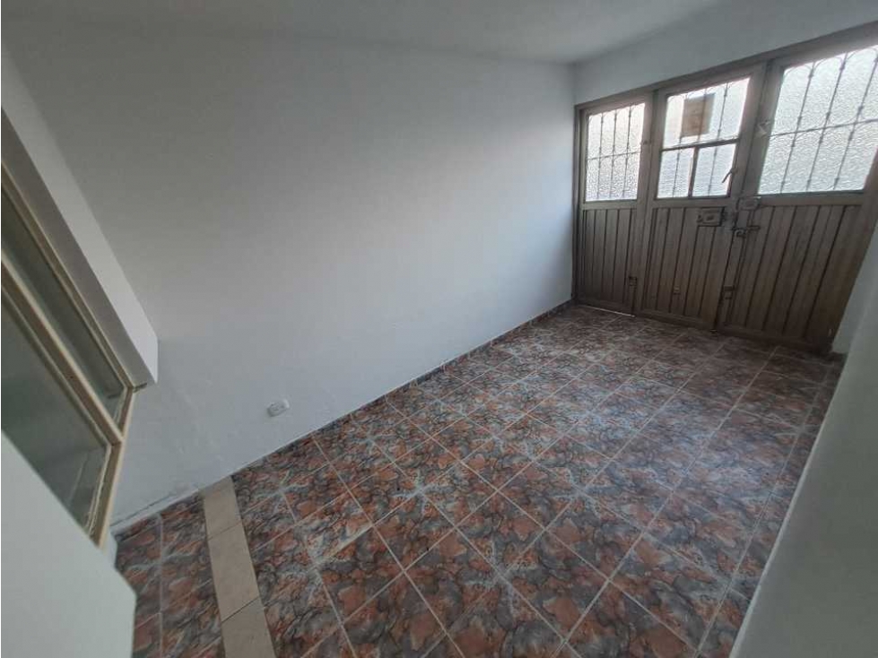 Casa en venta en Roma, Bogotá · foto 3 de 24