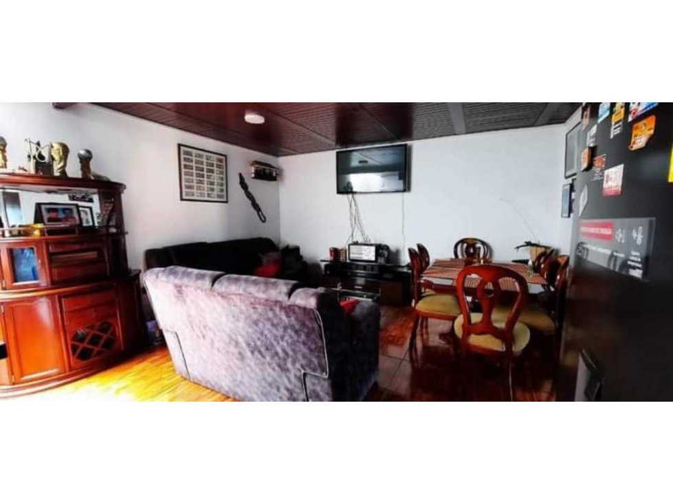 Casa en venta en Carvajal, Bogotá · foto 8 de 24